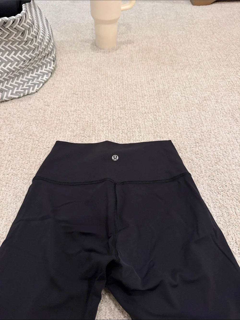 lululemon athletica sleek black